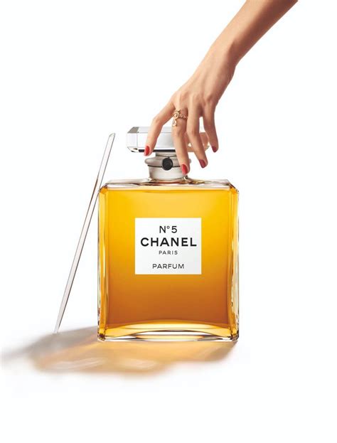 chanel no 5 parfum baccarat grand extrait|chanel baccarat grand extrait.